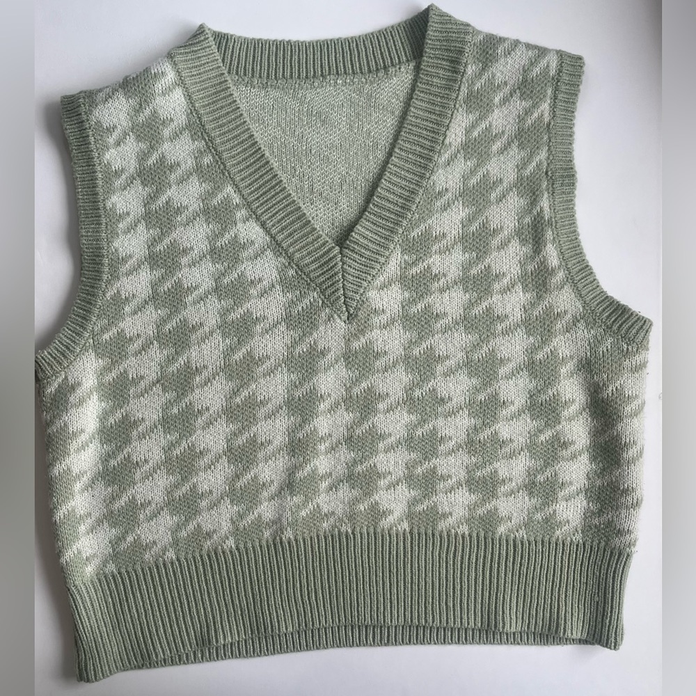 Sweater vest.
